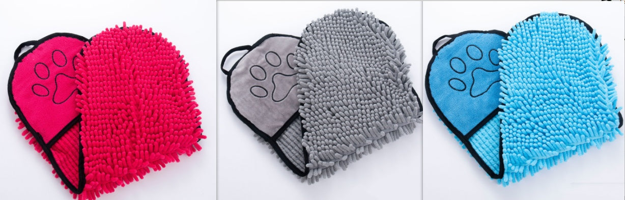 Fast-Dry✨ Microfiber Pet Towel – Dogs & Cats