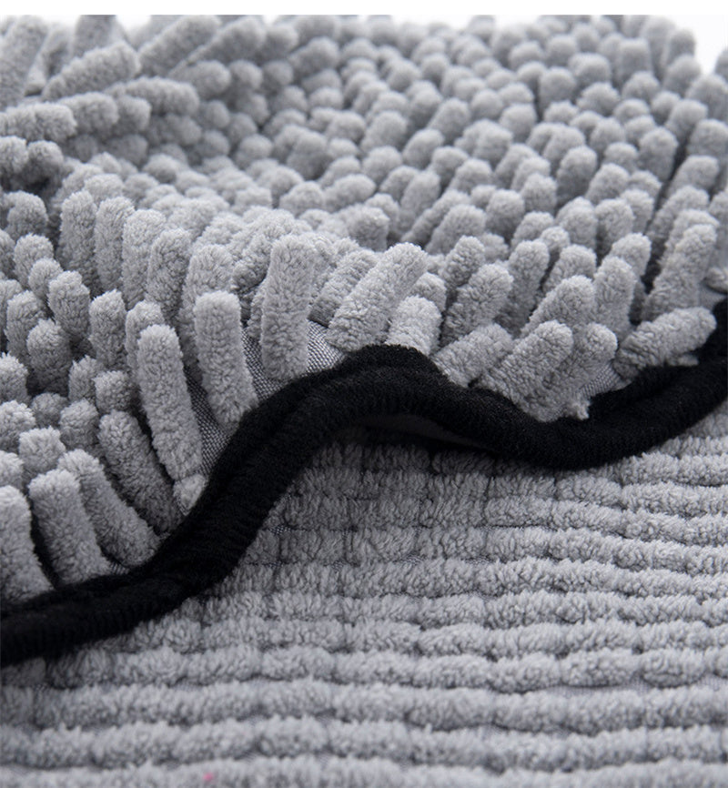 Fast-Dry✨ Microfiber Pet Towel – Dogs & Cats
